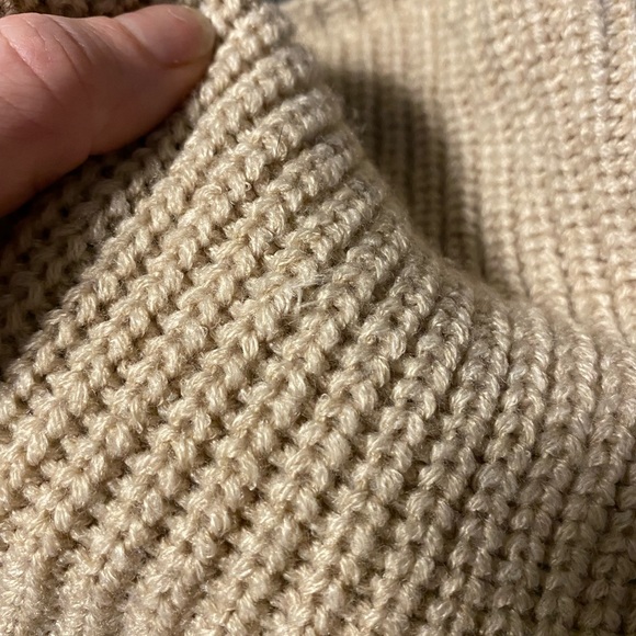 Tan Turtleneck - Picture 4 of 5